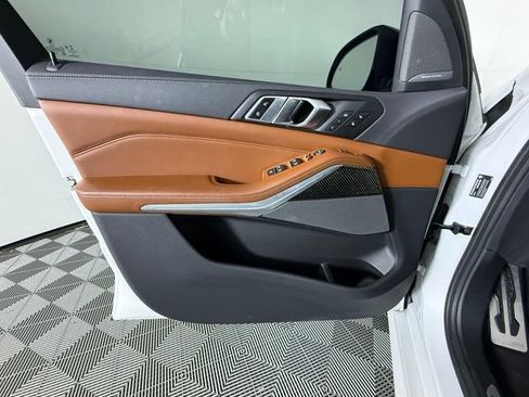 Used 2022 BMW X5 M50i w/ Executive Package AWD/4WD image 20