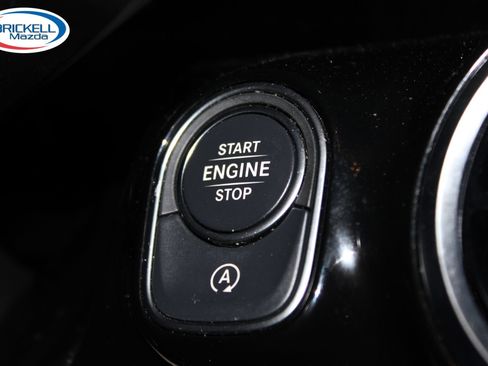 Used 2021 Mercedes-Benz GLA 250 image 35