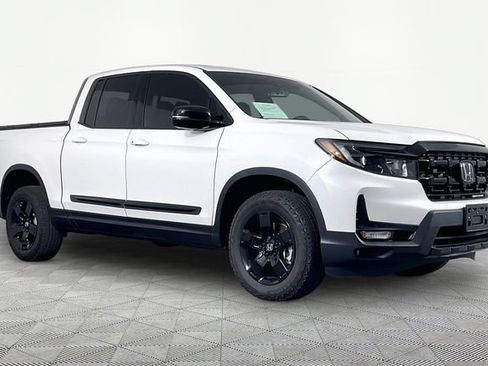 Used 2026 Honda Ridgeline Black Edition image 3