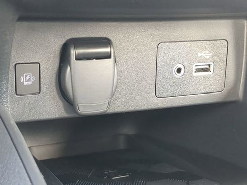 New 2025 Nissan Versa SV w/ Trunk Package image 20