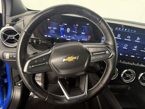 Used 2024 Chevrolet Blazer EV LT AWD/4WD image 20
