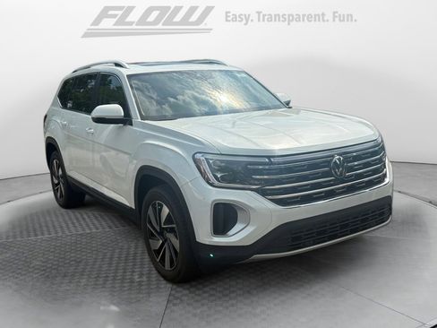 Certified 2026 Volkswagen Atlas SEL AWD/4WD image 1