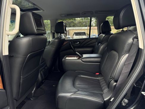 Used 2016 INFINITI QX80 4WD image 14