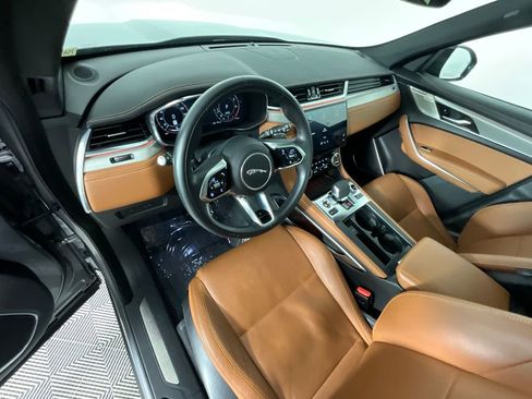 Used 2025 Jaguar F-PACE R-Dynamic S AWD/4WD image 15