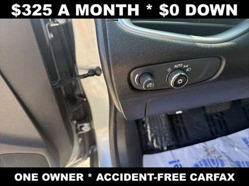 Used 2025 Chevrolet Malibu LT FWD image 14