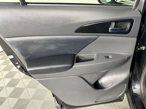 Used 2023 Mitsubishi Eclipse Cross SE image 25