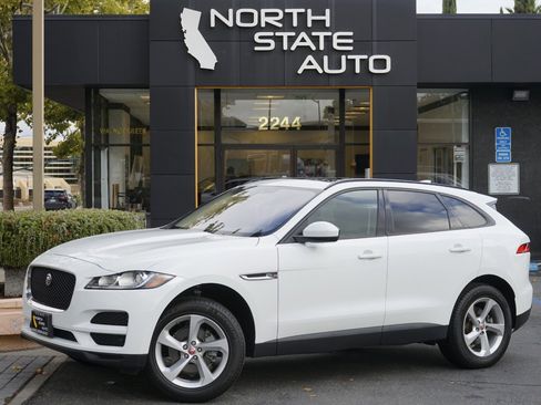 Used 2018 Jaguar F-PACE Premium image 1