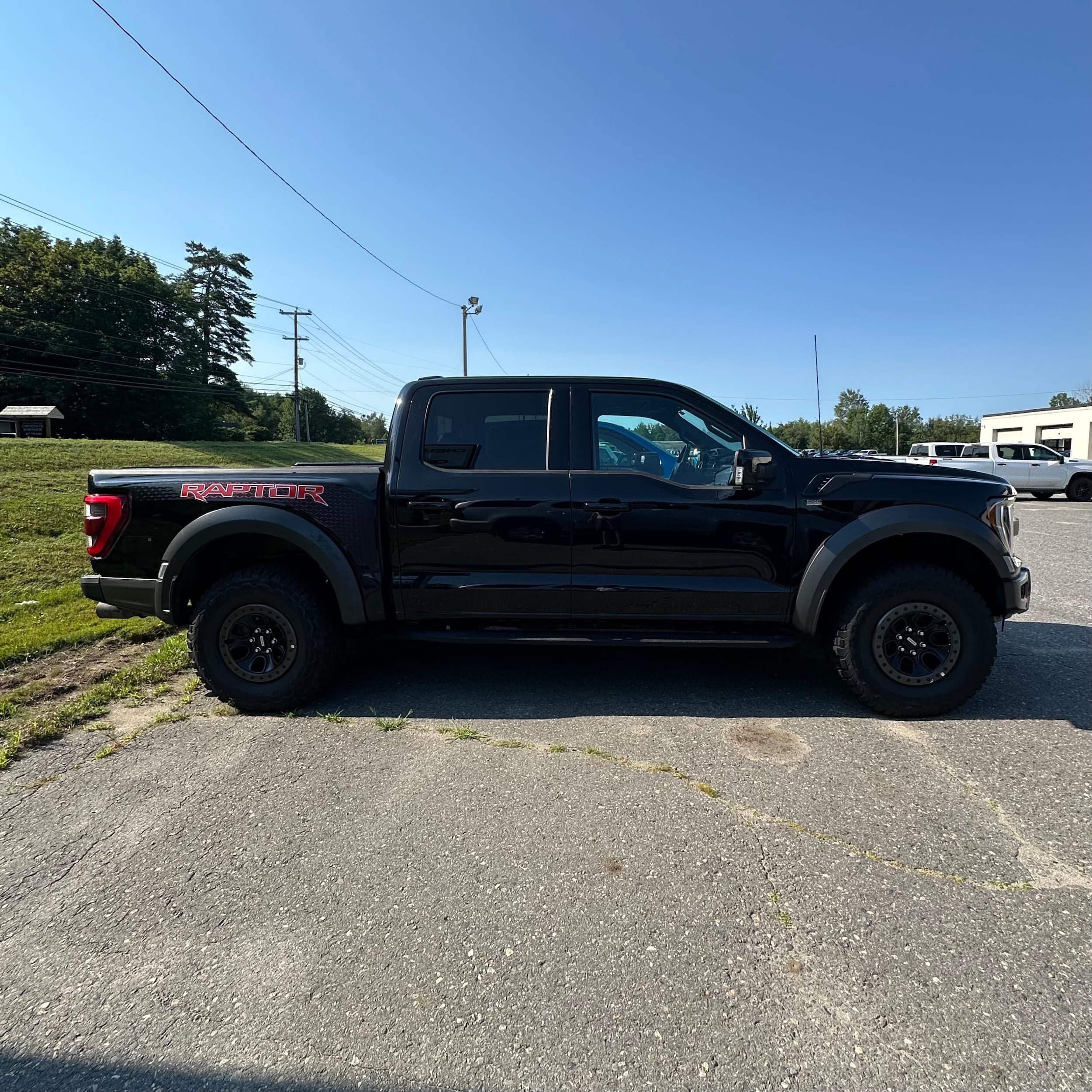 Used 2023 Ford F150 Raptor AWD/4WD image 2