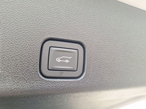 New 2026 Chevrolet Traverse LT w/ Driver Confidence Package image 27