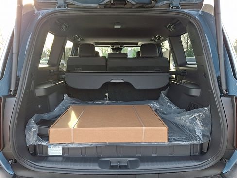 New 2026 Toyota Land Cruiser image 19