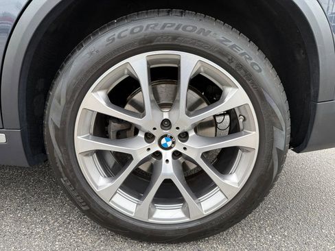 Certified 2022 BMW X5 xDrive40i image 16