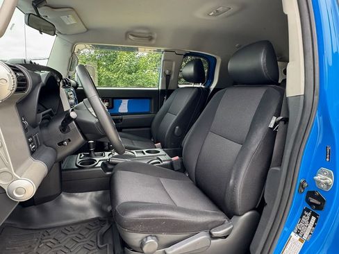 Used 2007 Toyota FJ Cruiser 4WD image 21