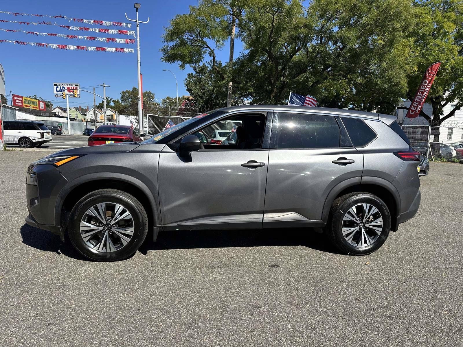 Certified 2021 Nissan Rogue SV AWD/4WD image 6