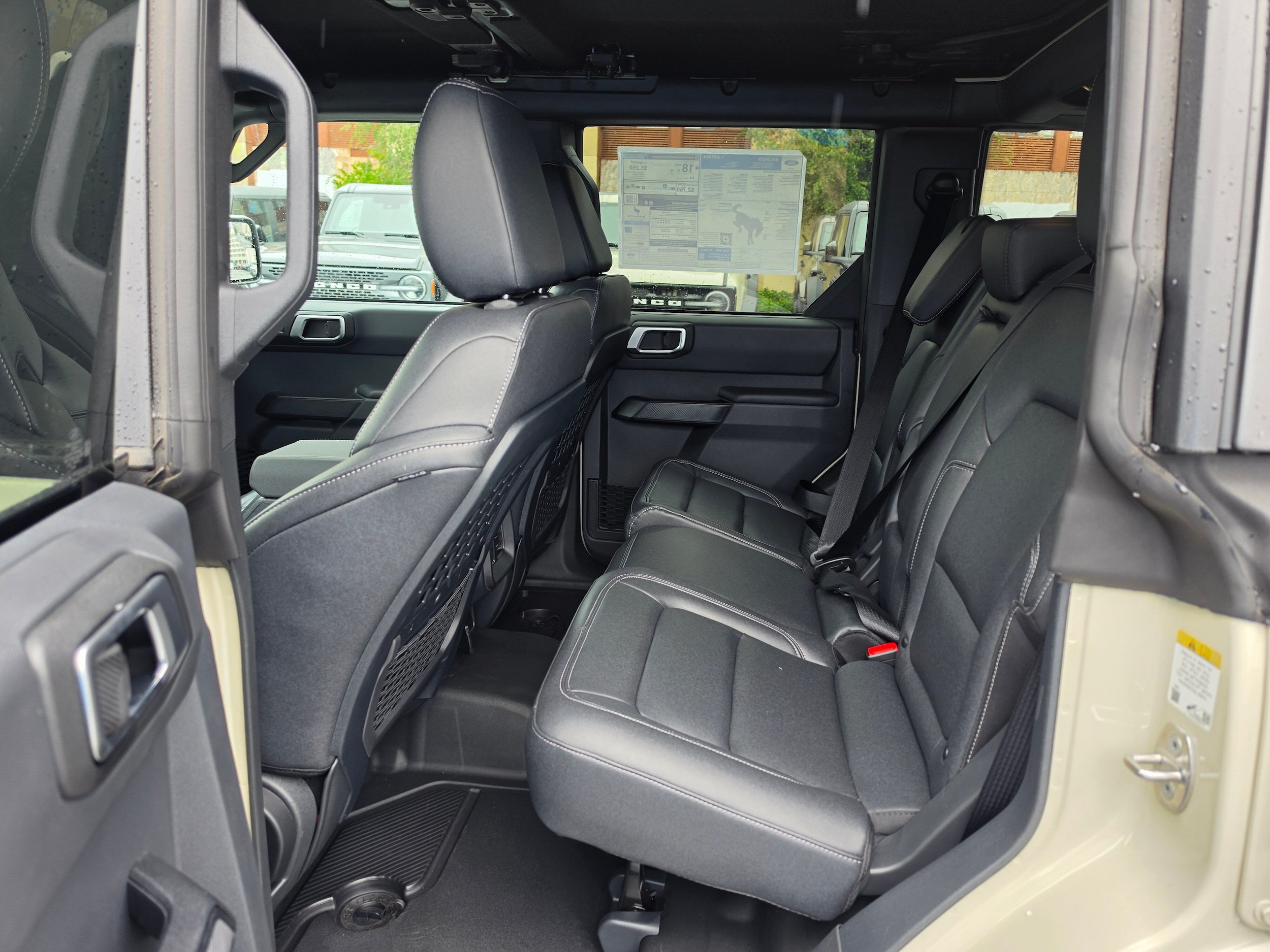 New 2026 Ford Bronco Big Bend w/ Black Diamond Package AWD/4WD image 12
