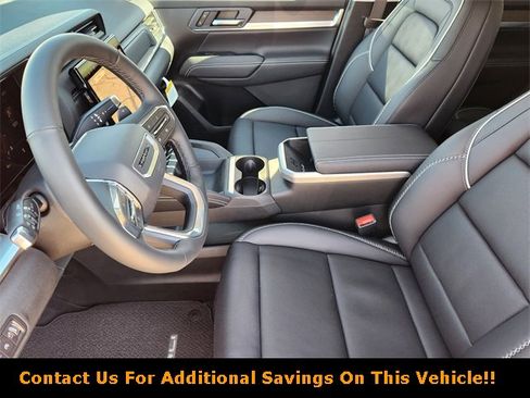 New 2026 GMC Terrain Denali w/ LPO, Black Badging Package image 9