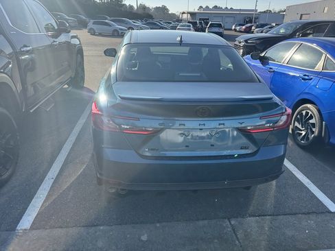 Certified 2025 Toyota Camry SE image 5