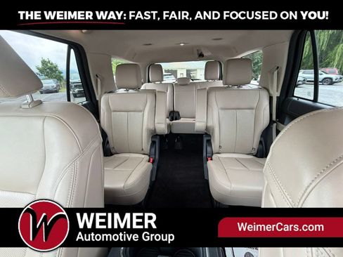 Used 2023 Ford Expedition XLT AWD/4WD image 48