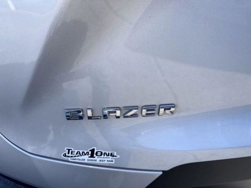 Used 2021 Chevrolet Blazer LT image 19