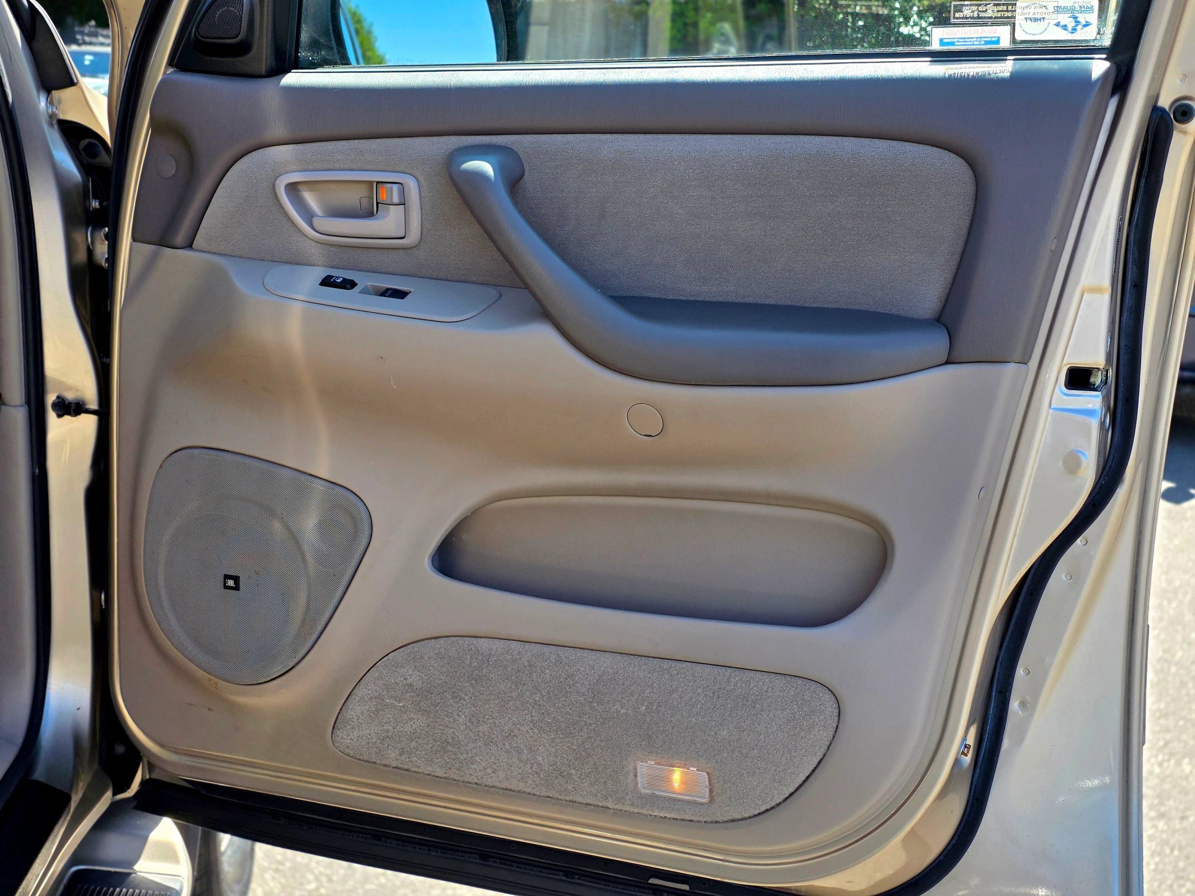 Used 2007 Toyota Sequoia SR5 AWD/4WD image 36