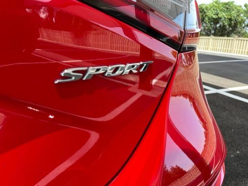 Used 2024 Honda Civic Sport image 9