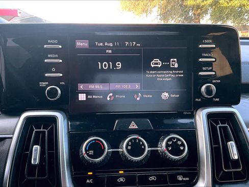 Used 2022 Kia Sorento LX FWD image 31