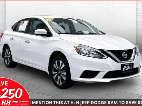 Used 2019 Nissan Sentra SV w/ Special Edition Package FWD image 1