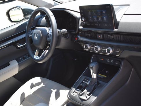 Used 2025 Honda CR-V EX-L image 13