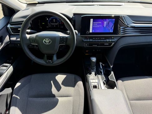 Certified 2025 Toyota Camry LE w/ Convenience Package FWD image 17