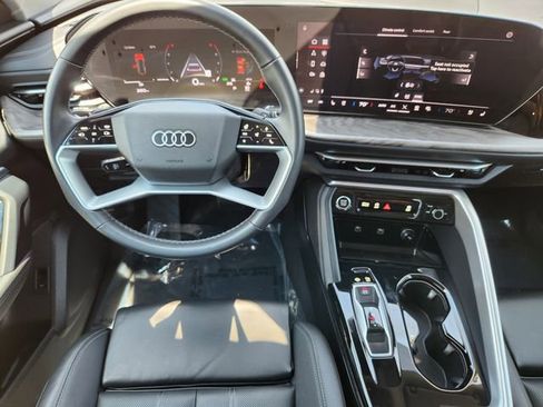 Used 2025 Audi Q5 Premium Plus w/ Premium Plus AWD/4WD image 25