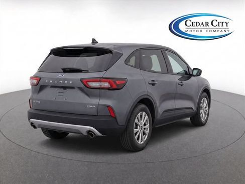 Certified 2025 Ford Escape Active w/ Cold Weather Package AWD/4WD image 3