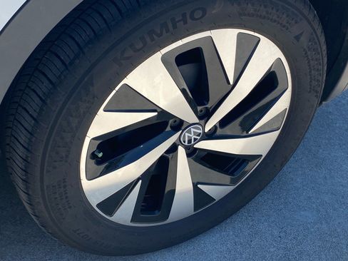 Used 2023 Volkswagen ID.4 Pro RWD image 18