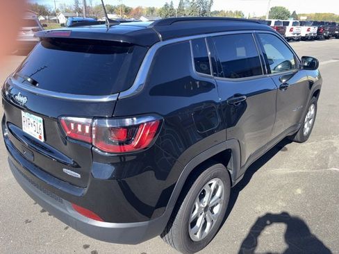 Used 2025 Jeep Compass Latitude w/ Convenience Group image 6