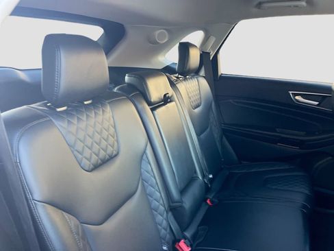 Used 2024 Ford Edge Titanium image 26