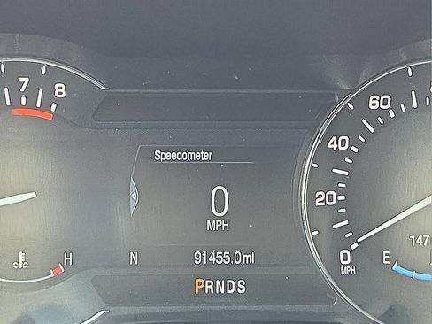 Used 2017 Lincoln MKC Select w/ Select Plus Package FWD image 5