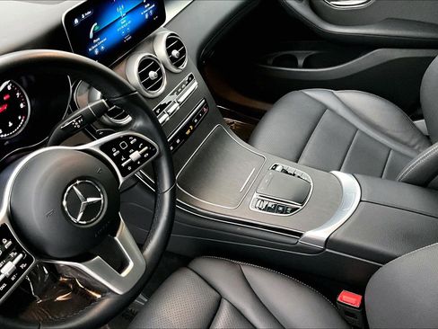 Certified 2022 Mercedes-Benz GLC 300 Grey image 15