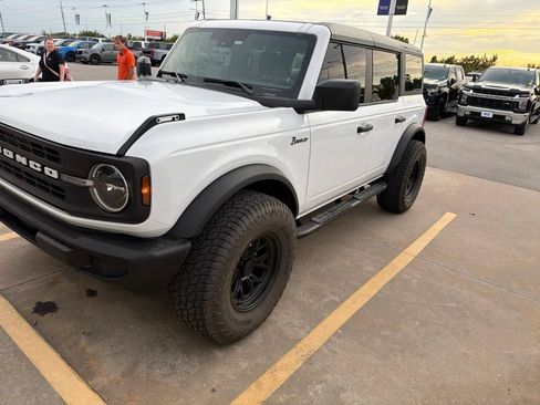 Used 2025 Ford Bronco Big Bend AWD/4WD image 2