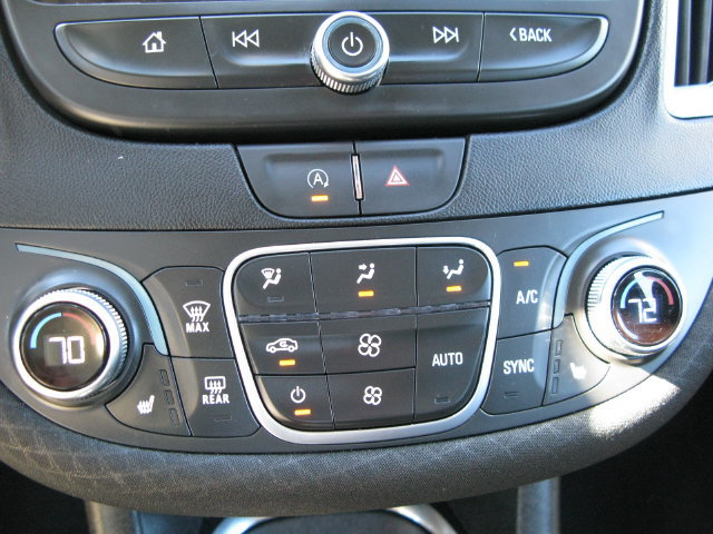 Used 2024 Chevrolet Malibu LT FWD image 19