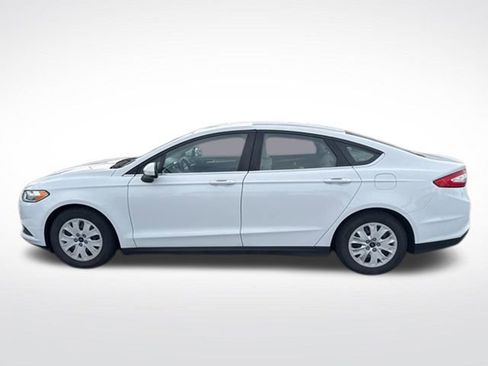 Used 2014 Ford Fusion S FWD image 2