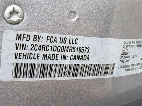 Used 2021 Chrysler Voyager Lxi FWD image 18
