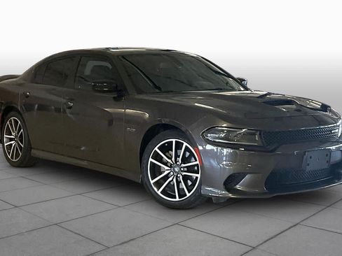 Used 2023 Dodge Charger R/T w/ Cold Weather Package RWD image 2