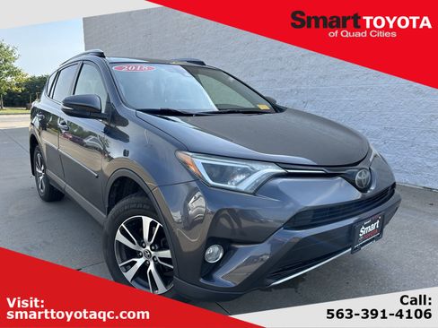 Used 2018 Toyota RAV4 XLE AWD/4WD image 1