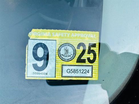 Used 2019 Ford Transit Connect XL image 26