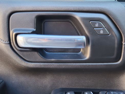 Used 2023 Chevrolet Silverado 2500 LT w/ Convenience Package image 27