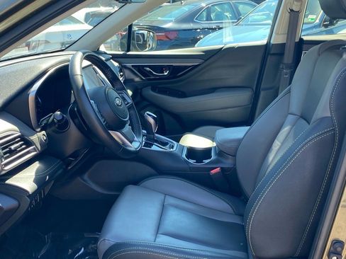 Used 2023 Subaru Outback Onyx Edition image 10