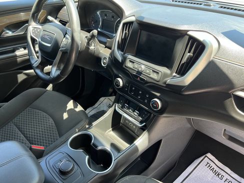 Used 2020 GMC Terrain SLE image 26