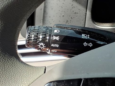 Certified 2023 Hyundai Elantra SE FWD image 15