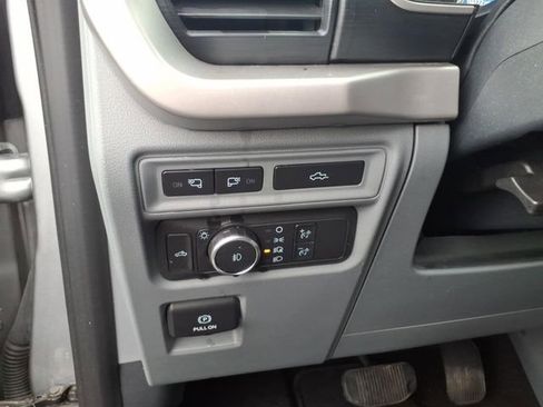 Used 2022 Ford F150 XLT w/ Equipment Group 302A High image 13