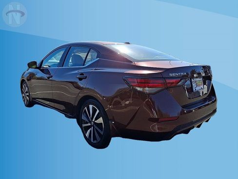 Used 2022 Nissan Sentra SV w/ SV Premium Package FWD image 11