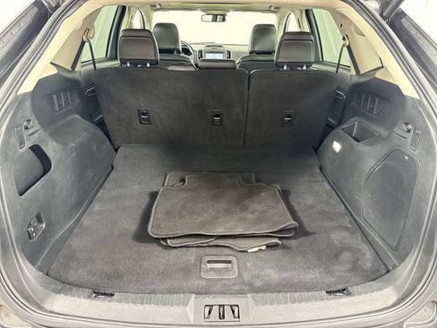Used 2020 Ford Edge Titanium w/ Equipment Group 301A AWD/4WD image 33