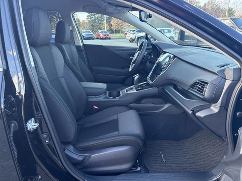 Used 2025 Subaru Outback Premium image 22